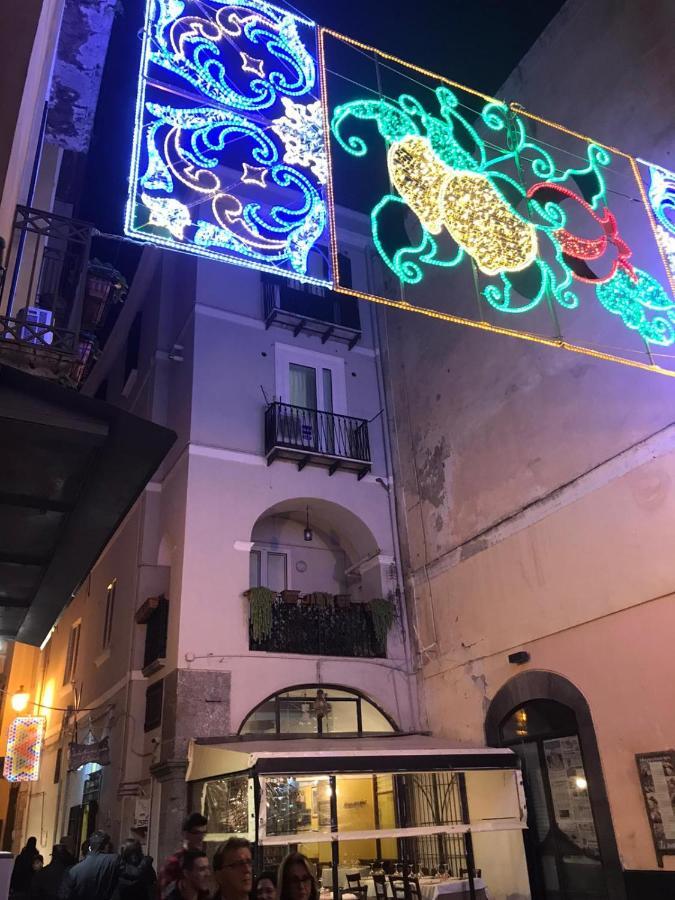 B&B In Centro Storico ساليرنو المظهر الخارجي الصورة